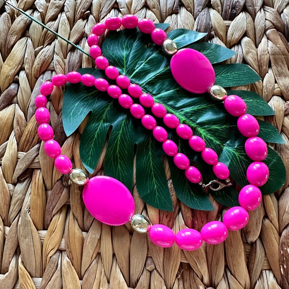 BOGO PINK RETRO HOT PINK NECKLACE